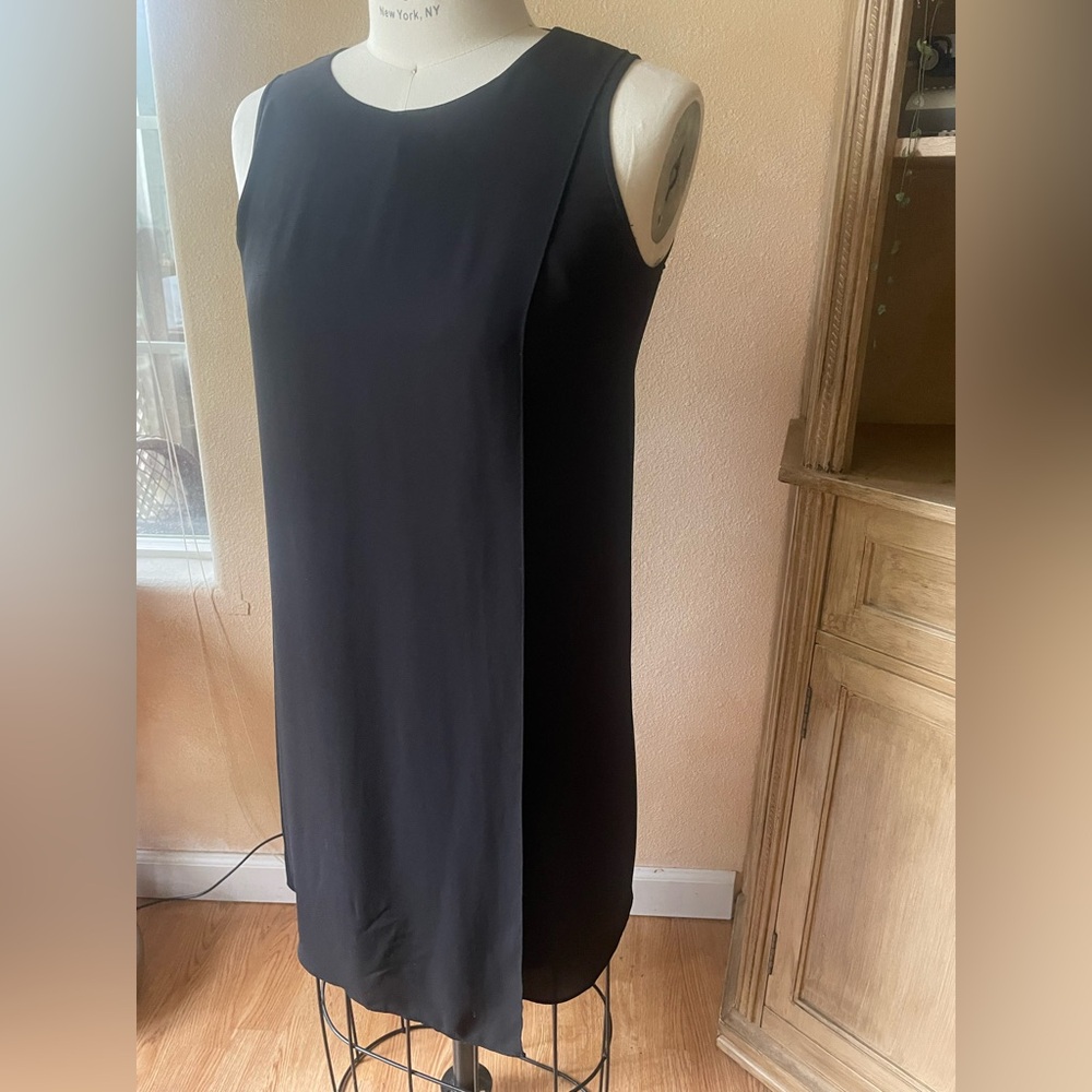 BCBGMaxAzria Asymmetrical Layer Shift Dress in Black Size XXS